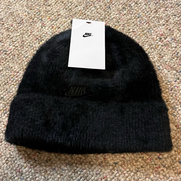 🆕 Nike Fuzzy Beanie Hat Unisex - Picture 2 of 6